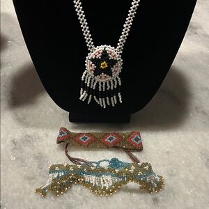 Vintage Beaded Native American-Style Jewelry 3 Pieces